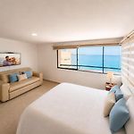 Oceanfront Duplex With Balcony El Laguito Cartagena
