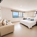 Oceanfront Duplex With Balcony El Laguito Cartagena