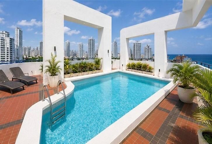 Oceanfront Duplex With Balcony El Laguito * Cartagena
