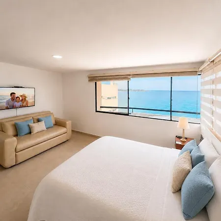Oceanfront Duplex With Balcony El Laguito Cartagena